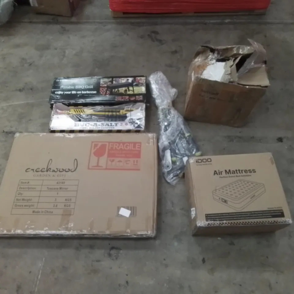 PALLET CONTAINING ASSORTED HOUSEHOLD & HOME IMPROVEMENT PRODUCTS. INCLUDES MIRROR, AIR MATTRESS, GARMENT STEAMER, GARDEN TOOLS, PORTABLE GRILL ETC 