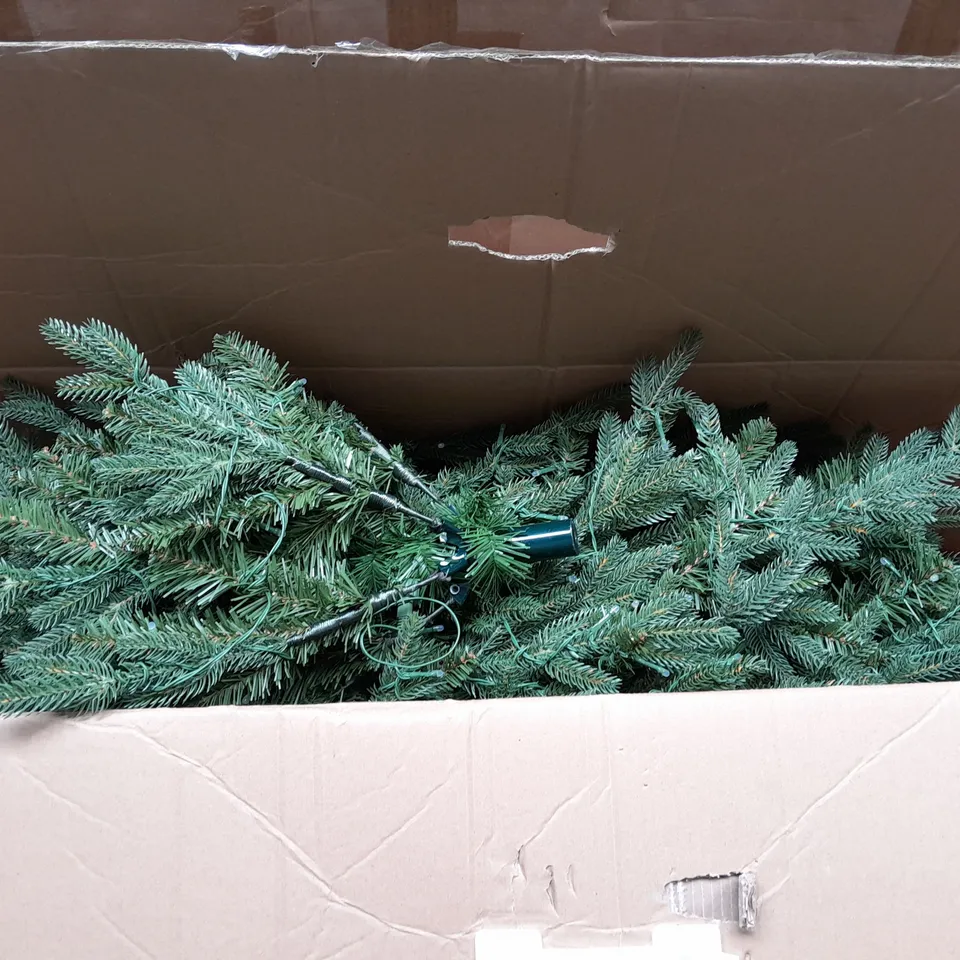 SANTA'S BEST AUBURN CHRISTMAS TREE NATURAL 5FT - COLLECTION ONLY