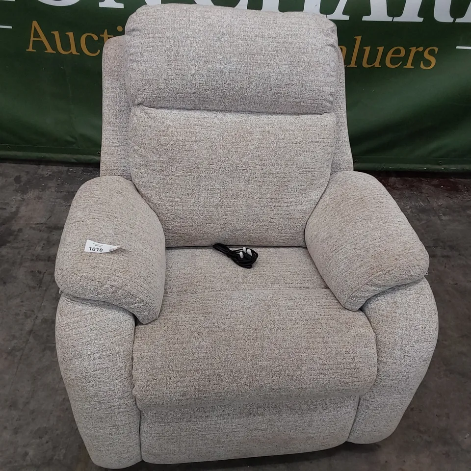 QUALITY BRITISH DESIGNER G PLAN KINGSBURY POWER RECLINING EASY CHAIR KAMPALA DUCK EGG FABRIC 