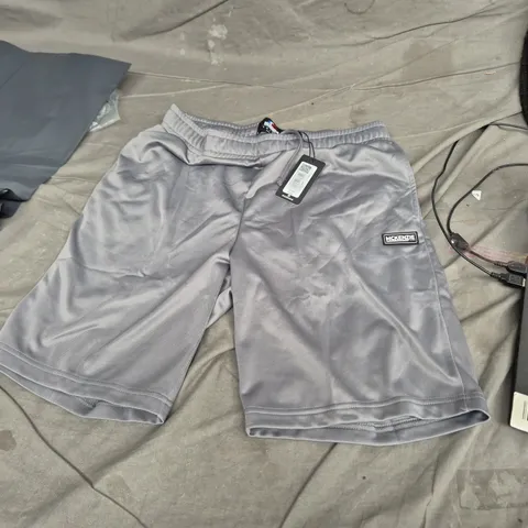 MCKENZIE MEN'S GREY ATHLETIC SHORTS – TAG ATTACHED (SIZES –XL)