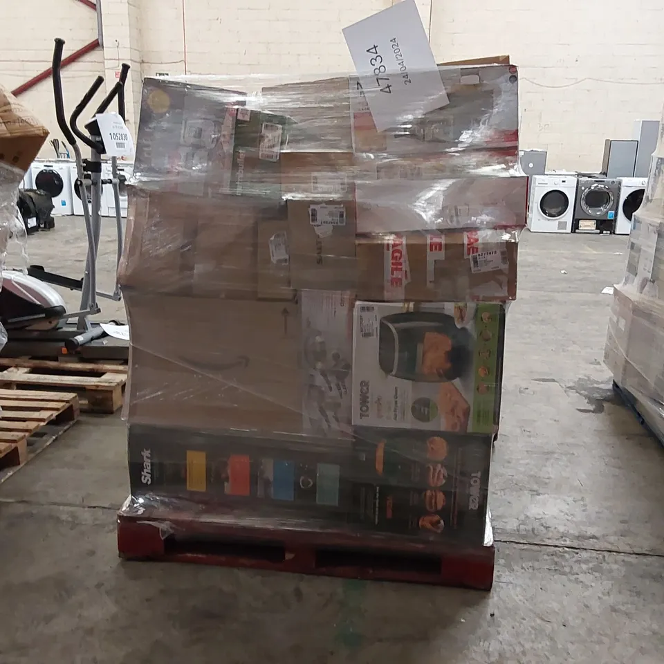 PALLET OF APPROXIMATELY 33 UNPROCESSED RAW RETURN HOUSEHOLD AND ELECTRICAL GOODS TO INCLUDE;