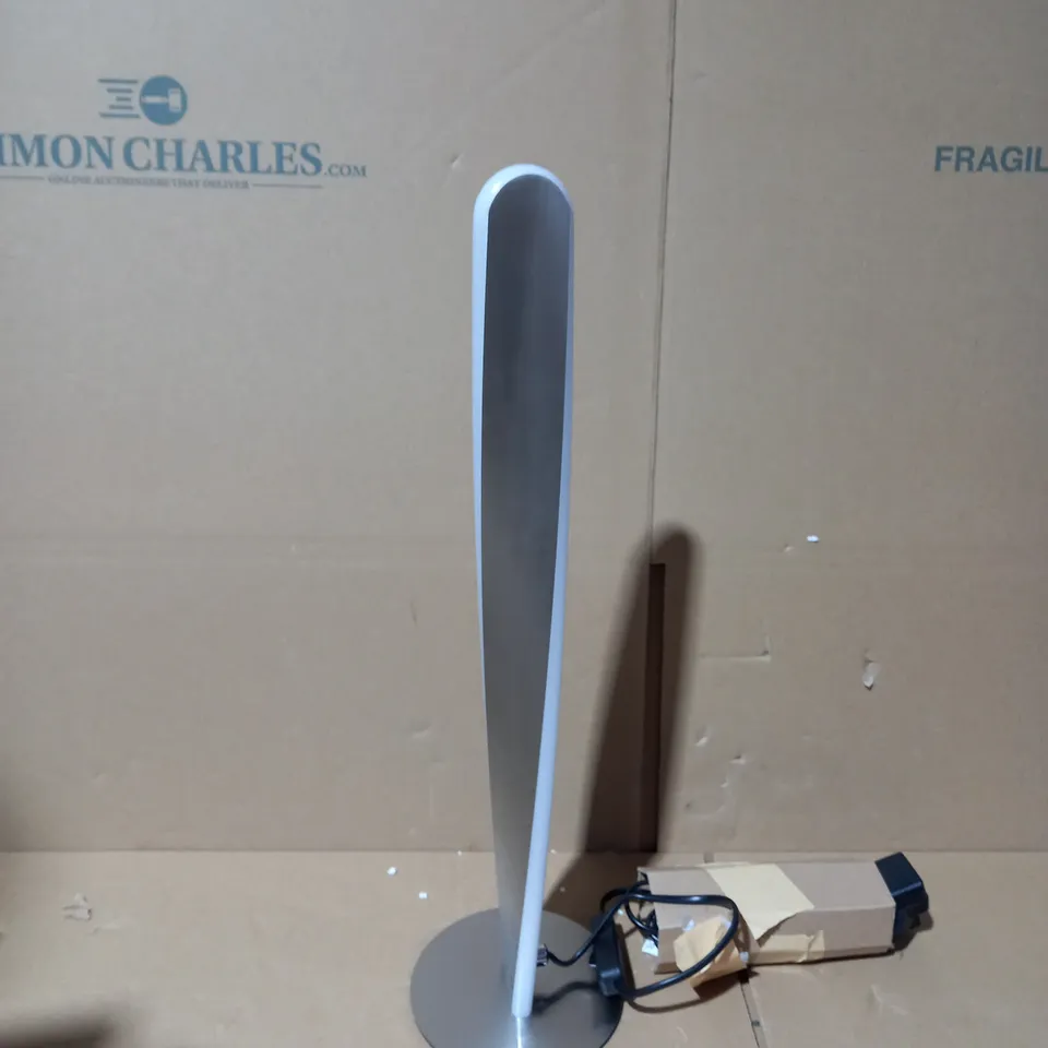 TWIST INTEGRATED LED TABLE LAMP