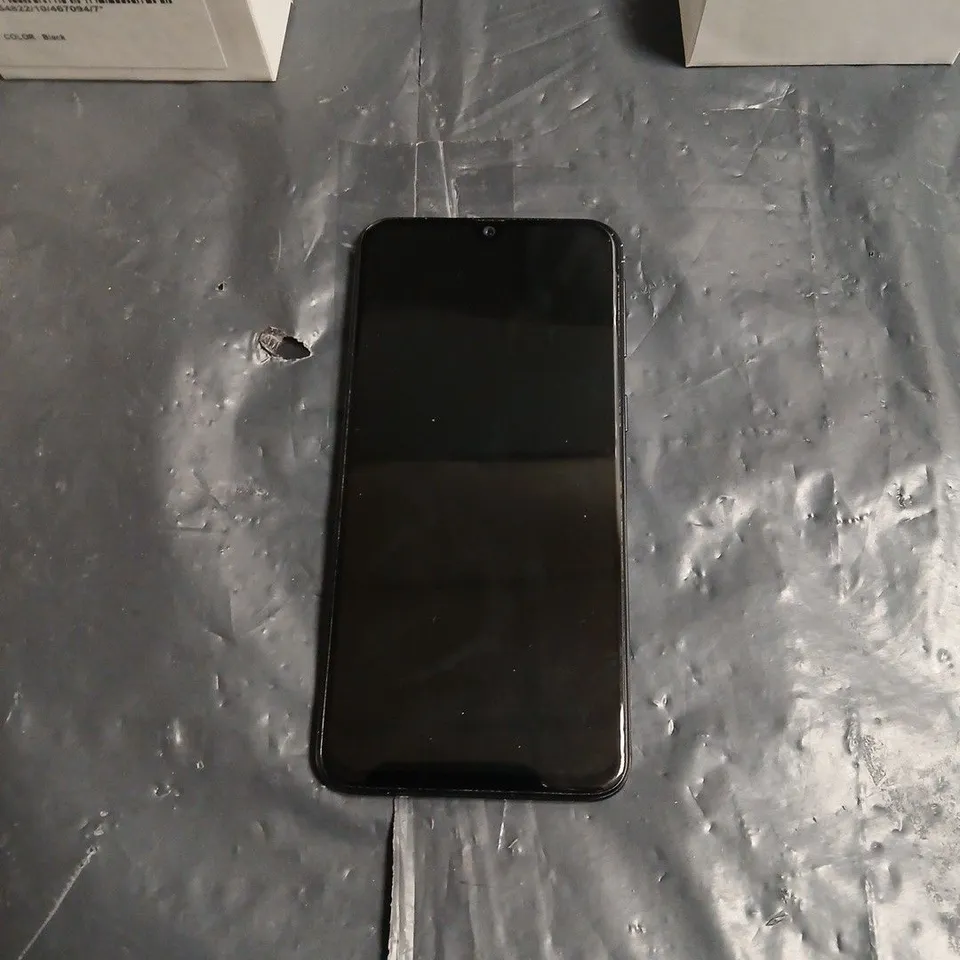SAMSUNG GALAXY A40 SMARTPHONE – 64GB, BLACK PRISM – BOXED