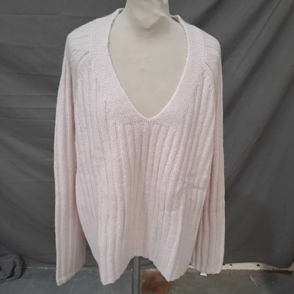 WHITE LABEL FROM THE WHITE COMPNY RIBBED V NECK JUMPER PALE PINK SIZE LARGE