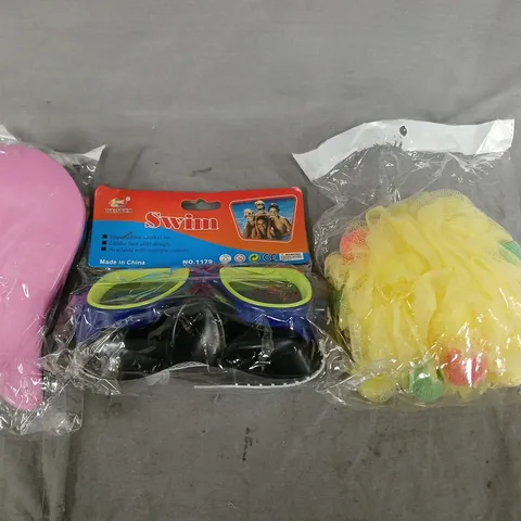 box of approx 15 assorted items to include2 swimming goggles,hairbrush and bath sponge