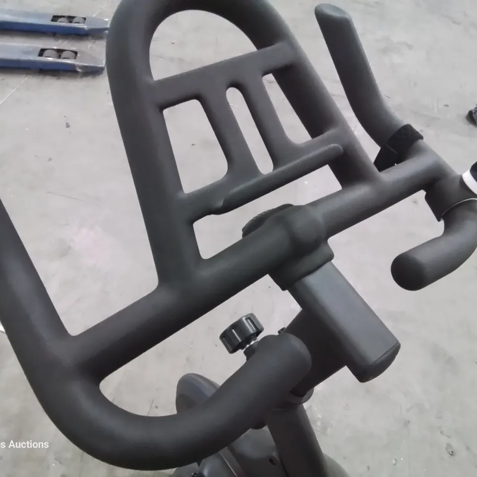 ECHELON CONNECT SPORT EXCERCISE BIKE 