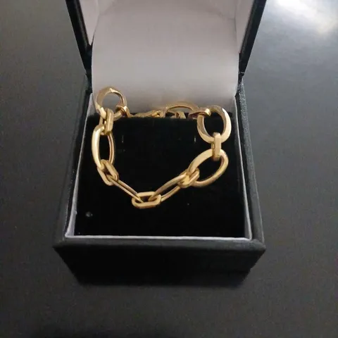 GOLD 9CT ITALIEN GOLD KITE & SAND FINISHED OVAL LINK BRACELET 2.32G