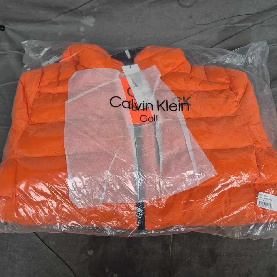 BAGGED CALVIN KLEIN COAT IN ORANGE - MEDIUM