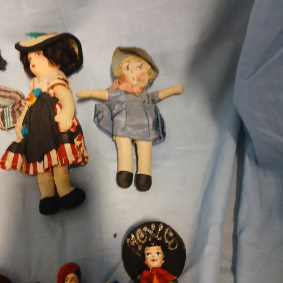 ASSORTED VINTAGE CLOTH DOLLS & PUPPETS – MIXED LOT (20+ PIECES)