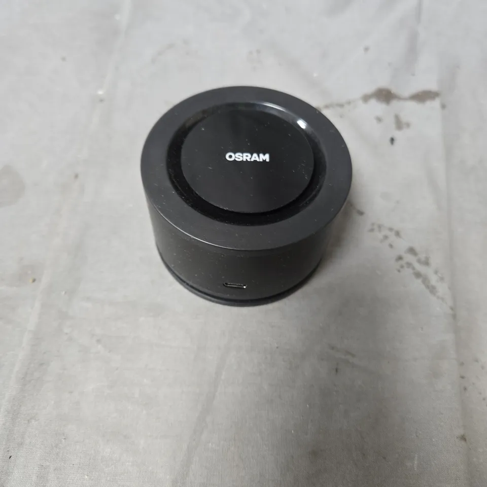 OSRAM AIRZING MINI AIR PURIFIER – DC 5V 0.5A (BOXED)