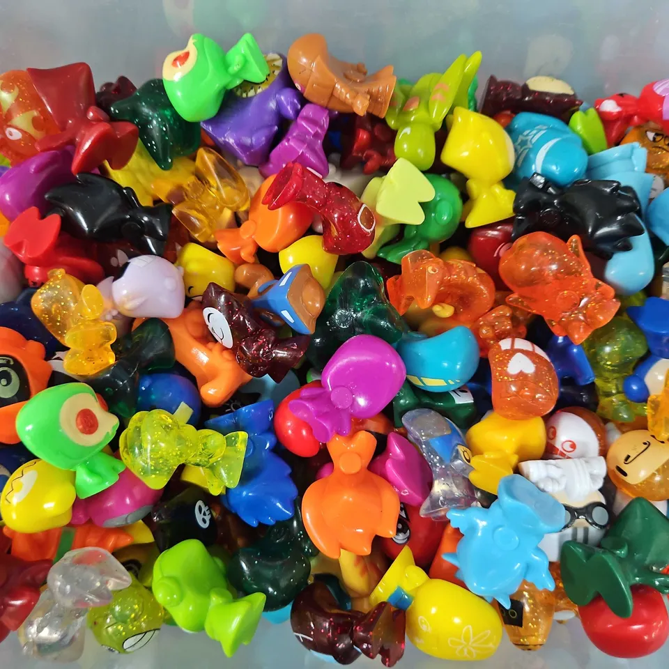LARGE QUANTITY OF ASSORTED GOGO CRAZY BONES