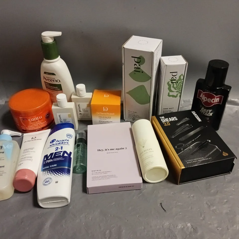 BOX OF APPROXIMATELY 15 ASSORTED COSMETIC ITEMS TO INCLUDE-TROPIC CREAM- GRUUM SUNSCREEN- CERAVE CLEANSER ETC.