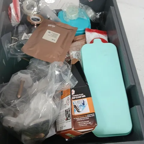 BOX OF APPROXIMATELY 20 MIXED ITEMS INCLUDING BRUSH, NECK PILLOW ETC.