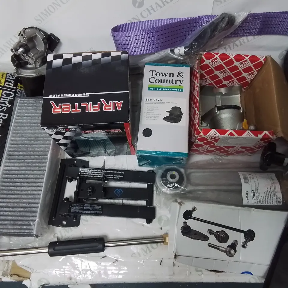 LOT OF ASSORTED AUTO AND VEHICLE PARTS TO INCLUDE AIR FILTERS, PARK TOOLS HBH-2 AND VEHICLE SEAT COVER