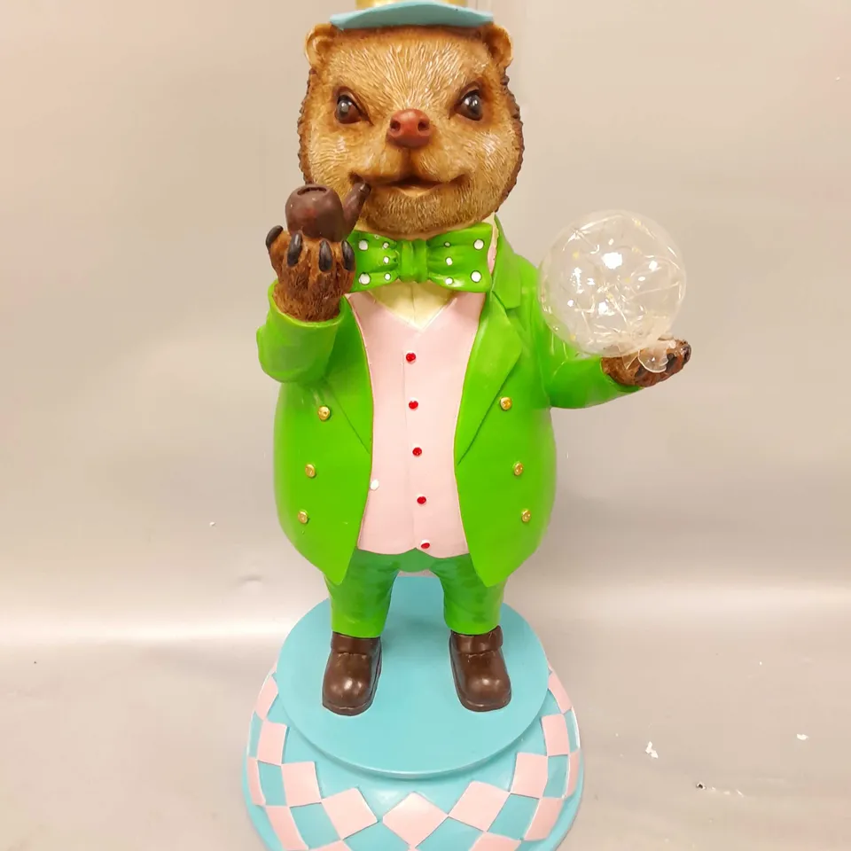 BOXED ENCHANTED GARDEN BY GARDEN REFLECTIONS LED HANDSOME HEDGEHOG