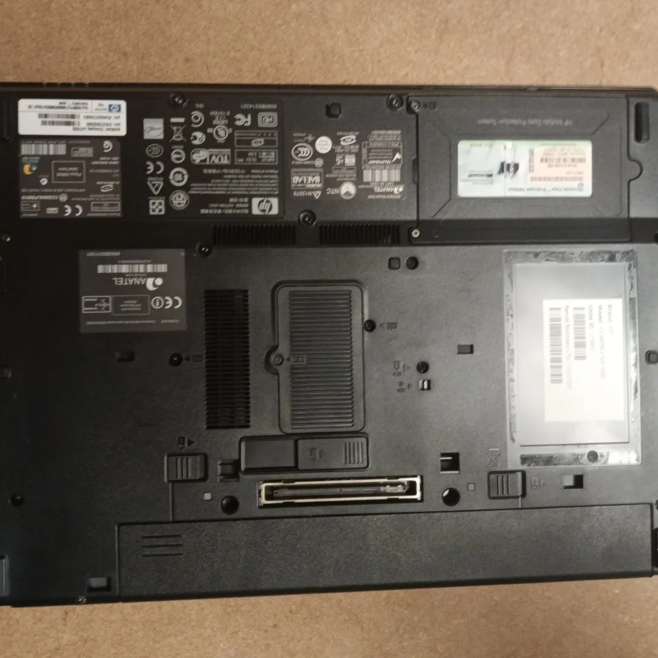 HP COMPAQ NX7400 LAPTOP
