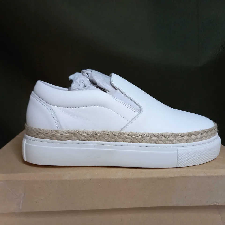 BOXED FRENCH CONNECTION REMI SLIP ON ESPADRILLE TRAINERS - SIZE 36