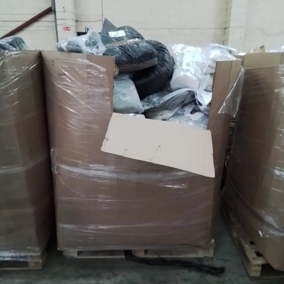 PALLET OF ASSORTED BEDROOM AND COMFORT BASED PRODUCTS TO INCLUDE; PILLOWS, SUPPORT SEAT CUSHIONS AND SIMILARLY RELATED GOODS