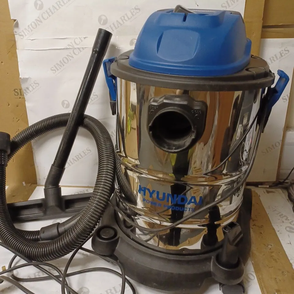 HYUNDAI DRY AND WET VACUUM CLEANER