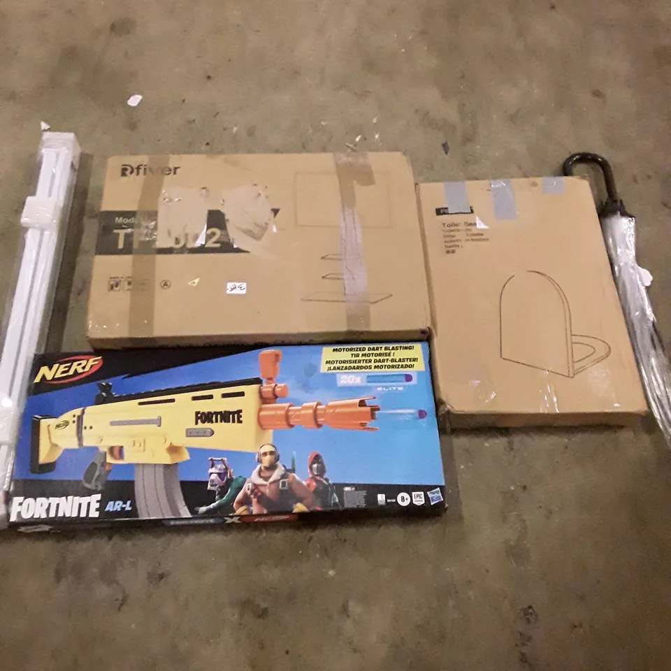 PALLET OF ASSORTED PRODUCTS TO INCLUDE; NERF FORTNITE AR - TOILET SEAT - CLEAR UMBRELLA ECT