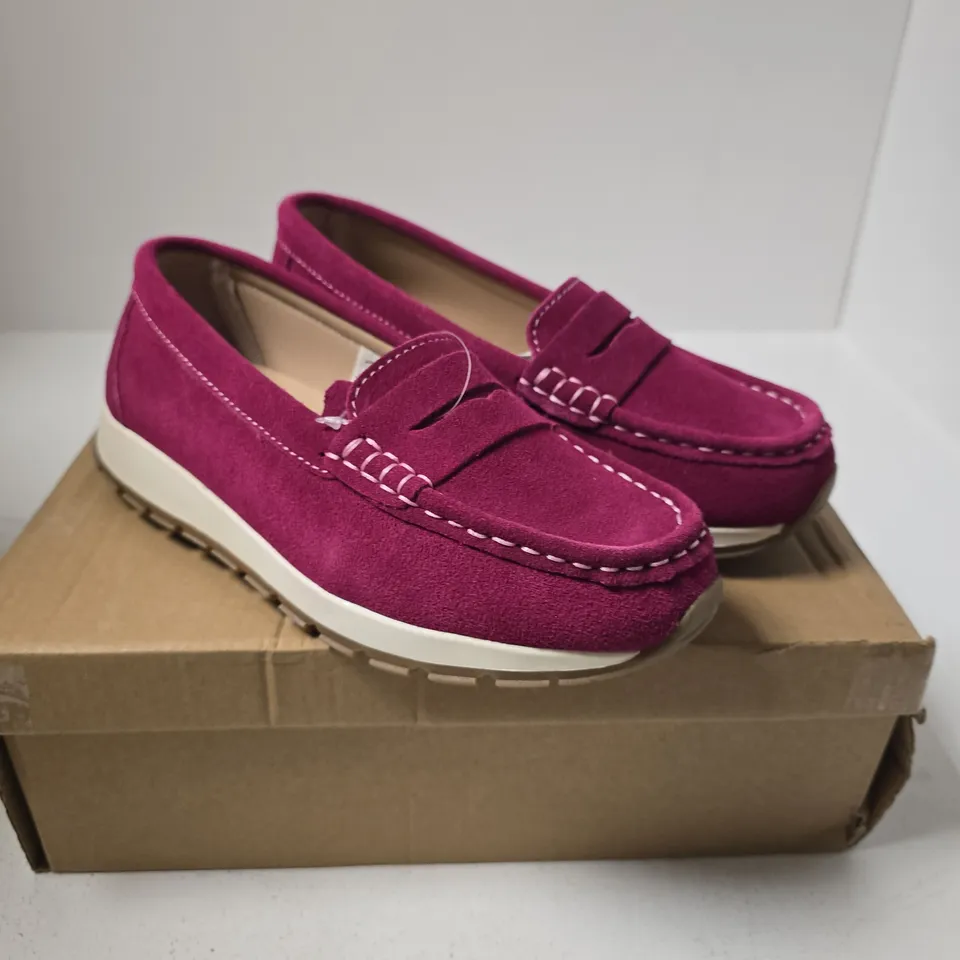 JO&JOE LIMA FUCHSIA SUEDE LOAFERS – UK 4