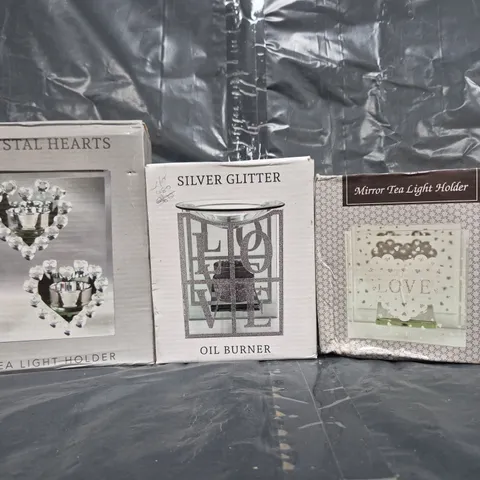 BOX OF APPROXIMATELY 10 ASSORTED HOUSEHOLD ITEMS TO INCLUDE MIRROR TEA LIGHT HOLDER, SILVER GLITTER OIL BURNER, ETC - COLLECTION ONLY