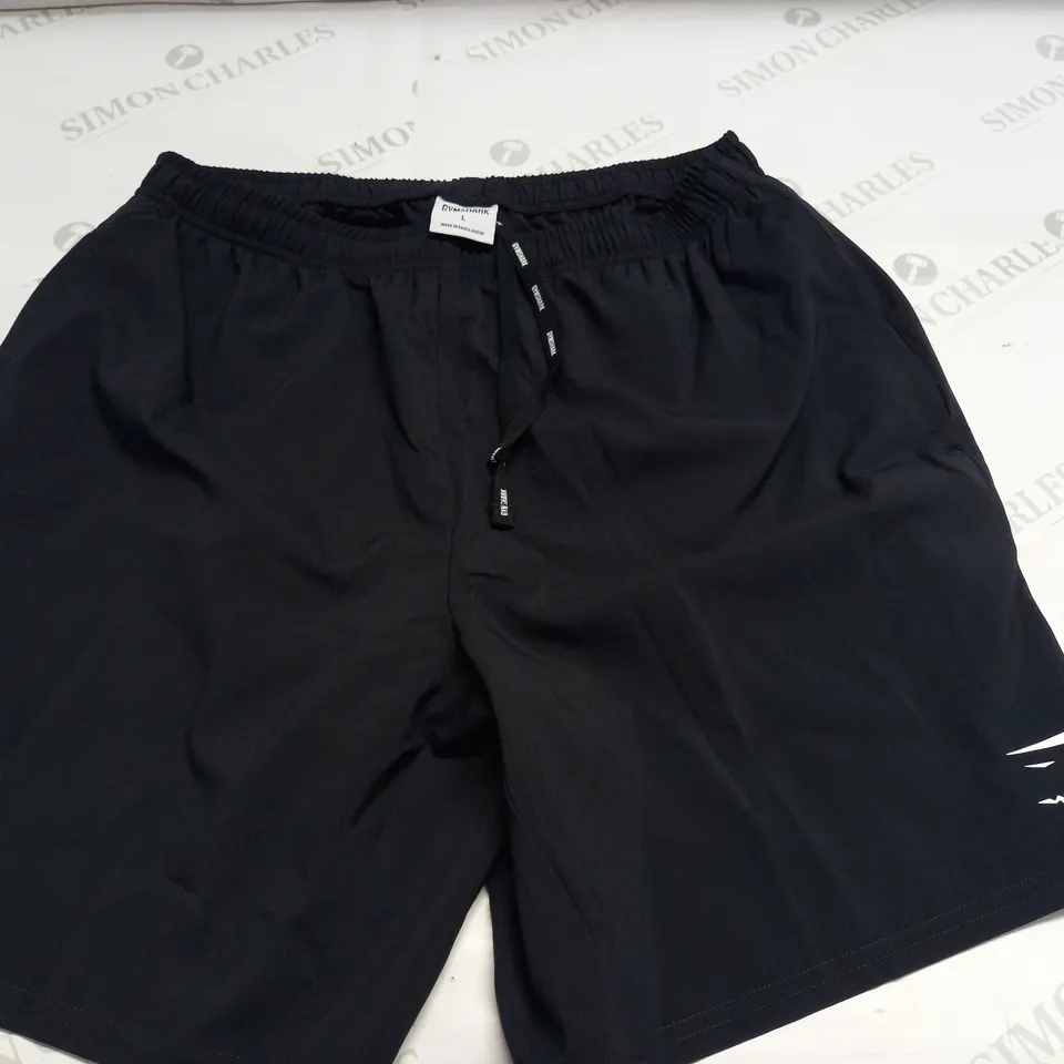 GYMSHARK BLACK TRAINING SHORTS - L