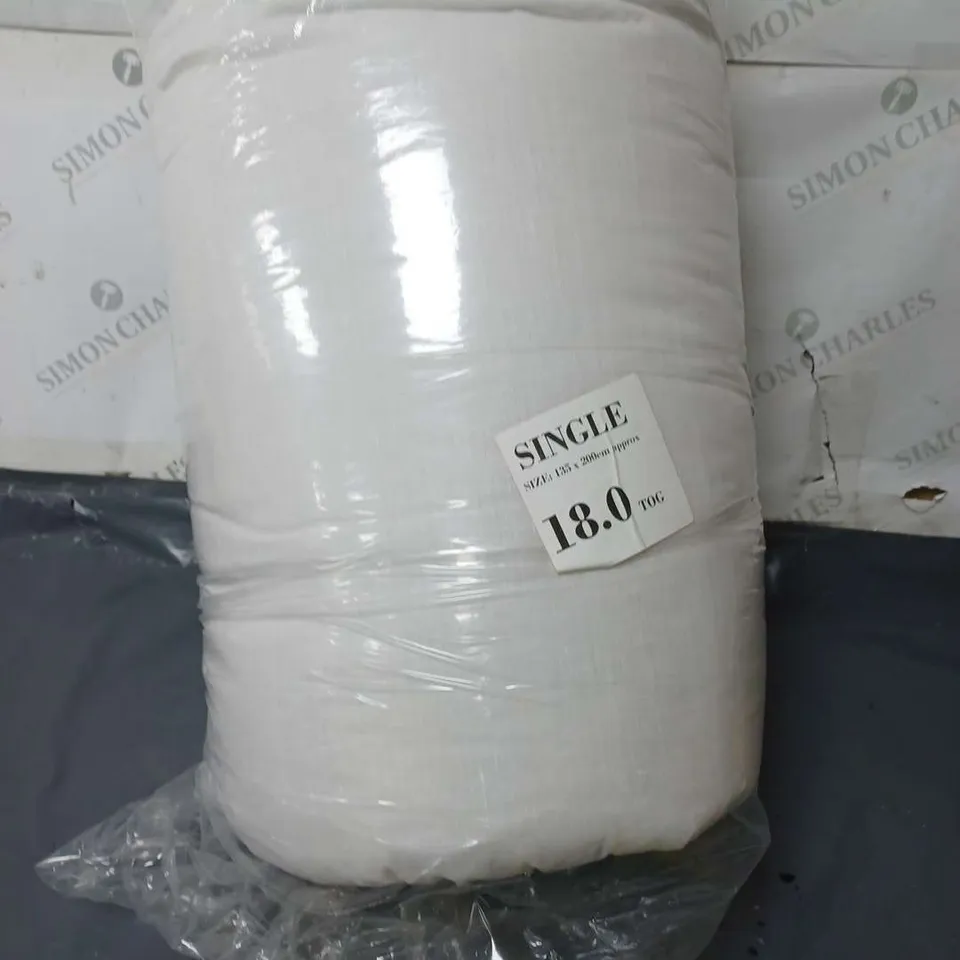18.0 TOG SINGLE DUVET COVER IN WHITE