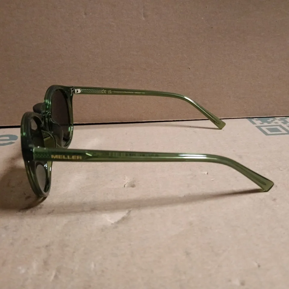 BOXED MELLER GREEN FRAMED GLASSES - K3-GREENOLI