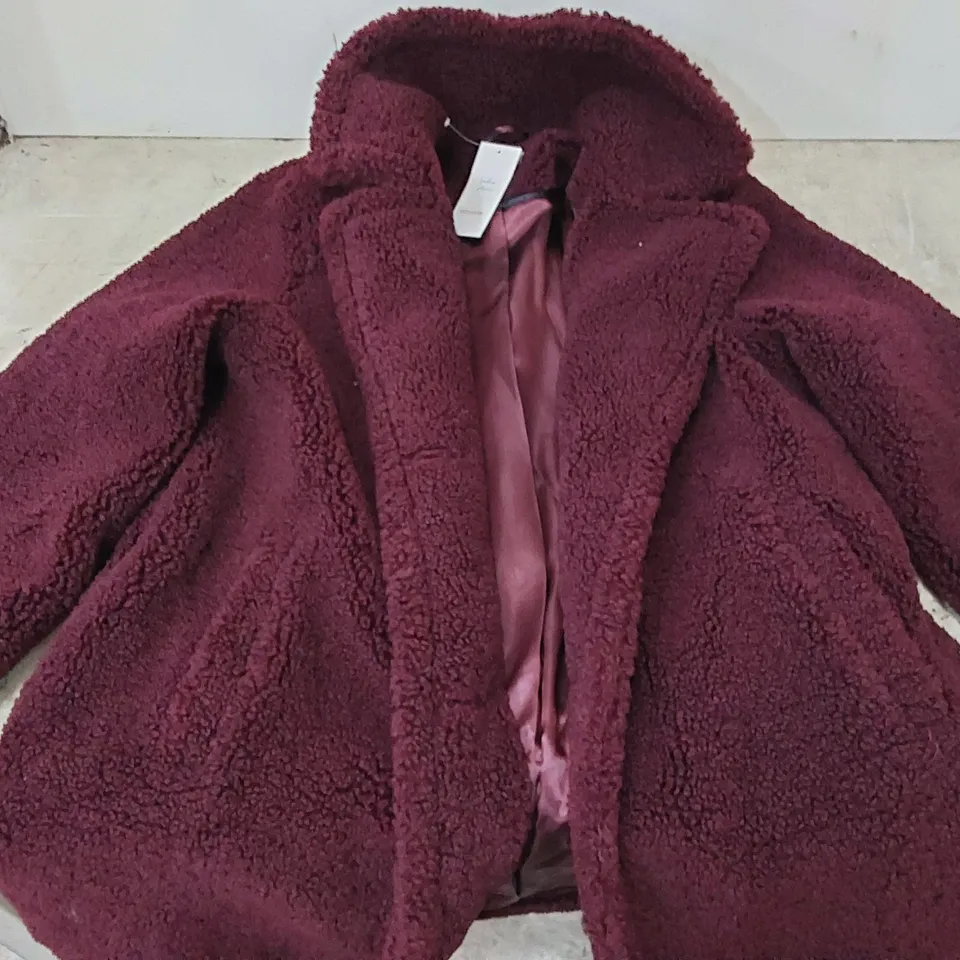 LABELLED STOLEN HEART DESIGNER WOMEN'S COAT WITH SATIN LINING // BURGUNDY, SIZE LARGE (1 ITEM)