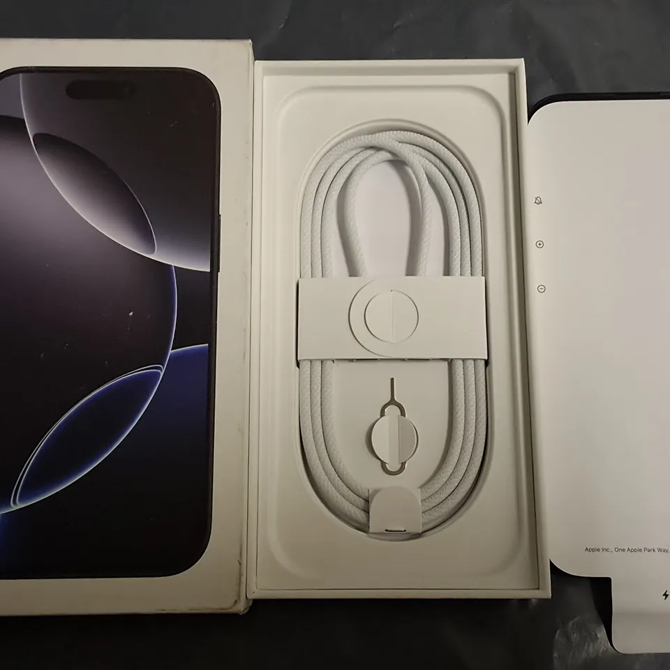 BOXED APPLE iPHONE 16 PRO BLACK TITANIUM 256GB