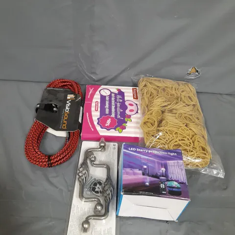 BOX OF ASSORTED HOUSEHOLD ITEMS TO INCLUDE RUBBER BANDS, LED LIGHTS AND VISIOSOUND