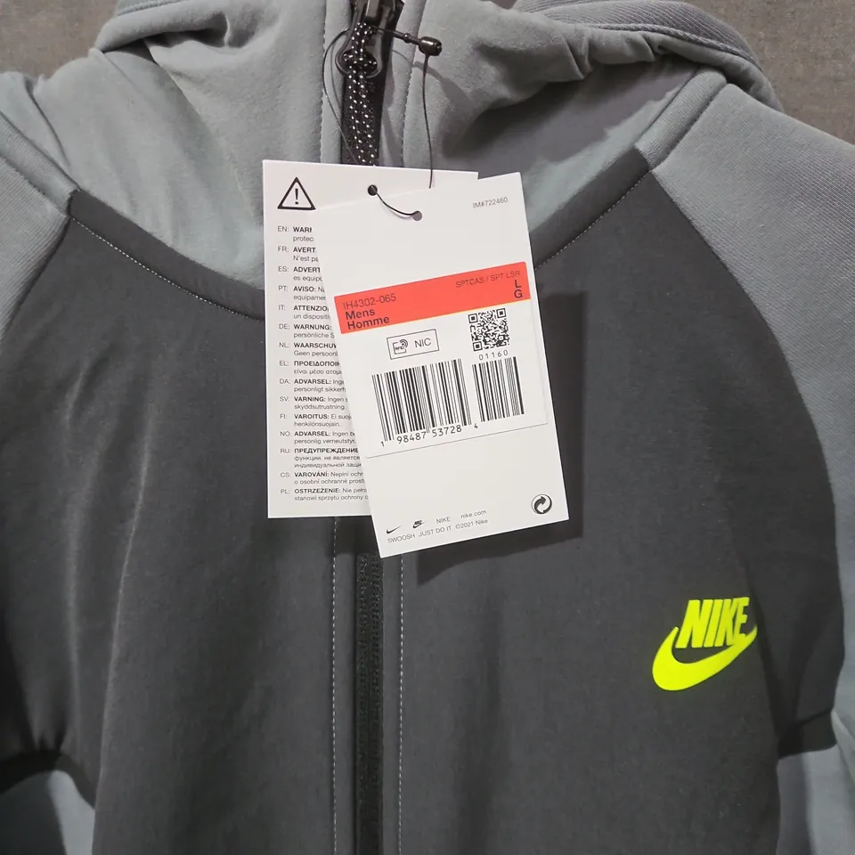 NIKE MEN'S JACKET – GREY/BLACK WITH NEON YELLOW SWOOSH SIZE L