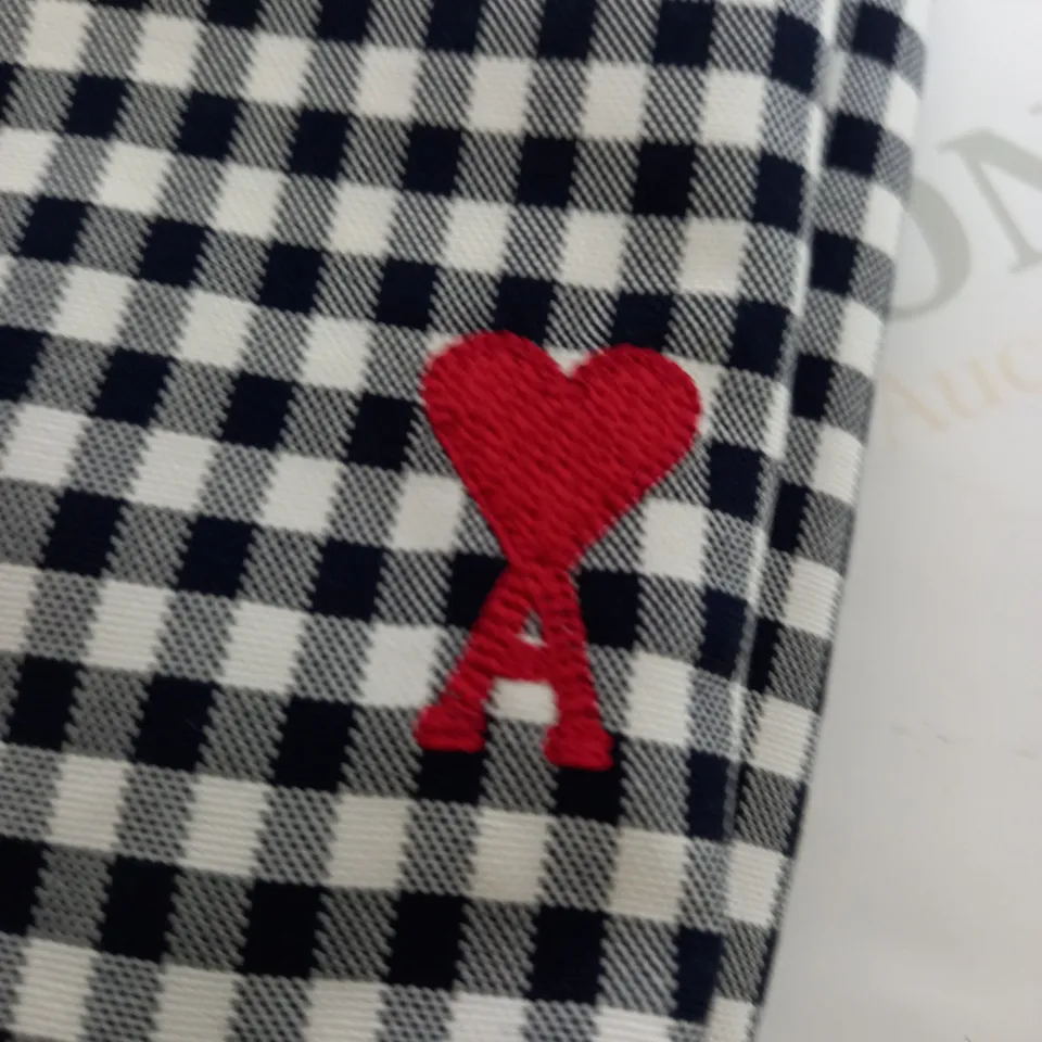 AMI ALEXANDRE MATTIUSSI CHEQUERED SHIRT IN BLACK/WHITE - SIZE 39