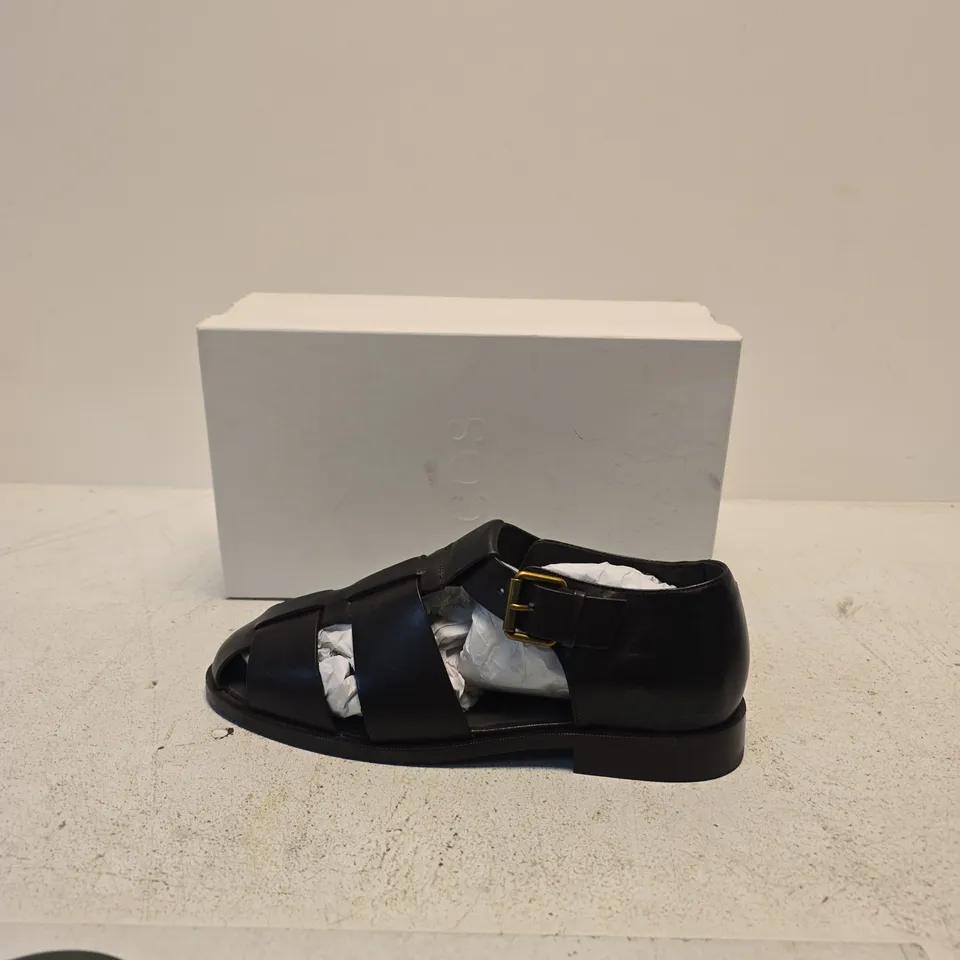 COS BLACK LEATHER SANDALS – UK 10 (EU 44)