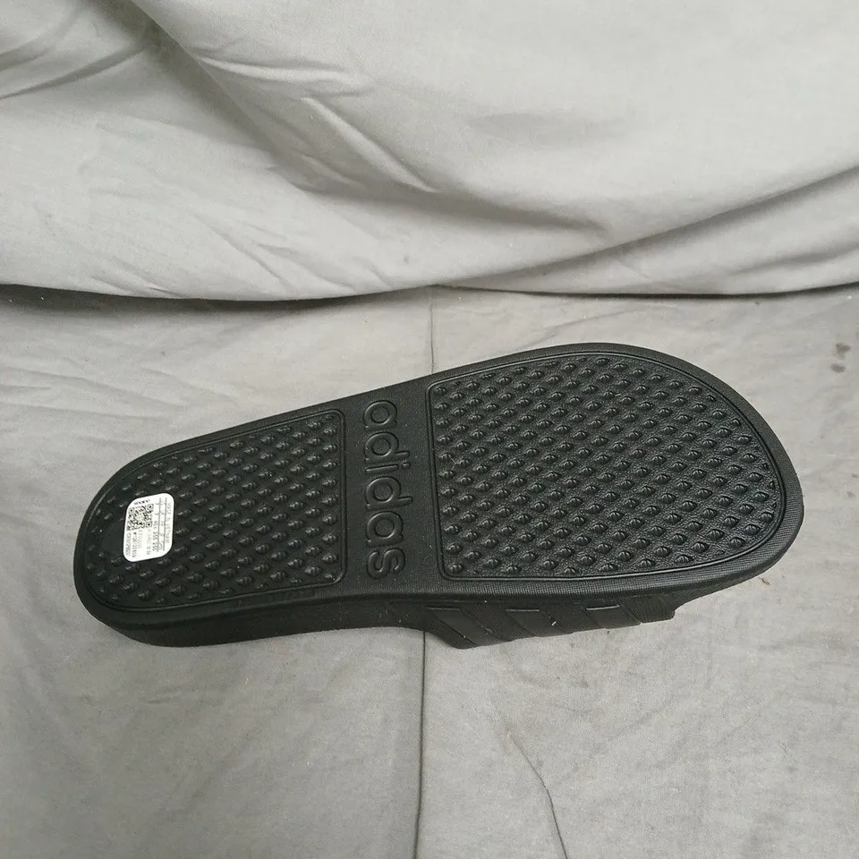 ADIDAS BLACK SLIDES – 3-STRAP SANDALS - SIZE 7