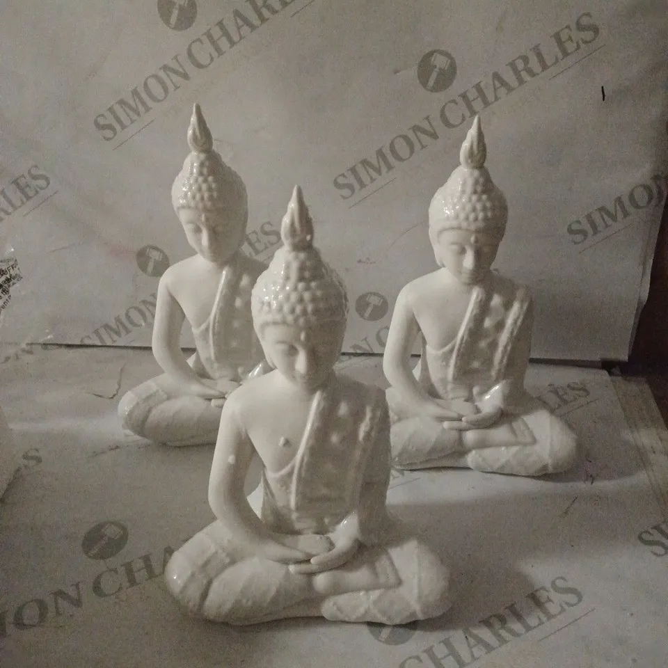K BY KELLY HOPPEN SET OF 3 SMALL BUDDHAS - WHITE