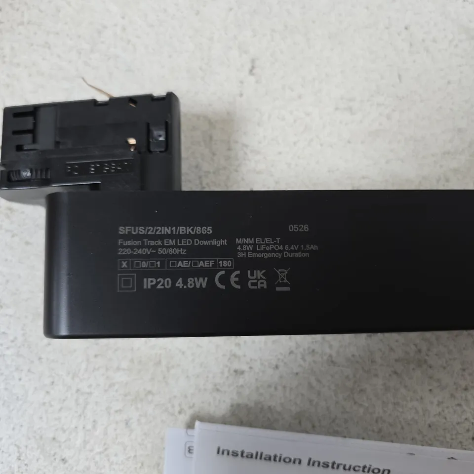 FUSION TRACK EM LED DOWNLIGHT – BLACK 