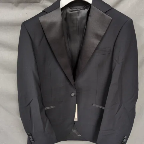 MOSS TAILORED FIT PERFORMANCE SUIT – BLACK, 38S&34R (JACKET & TROUSERS)