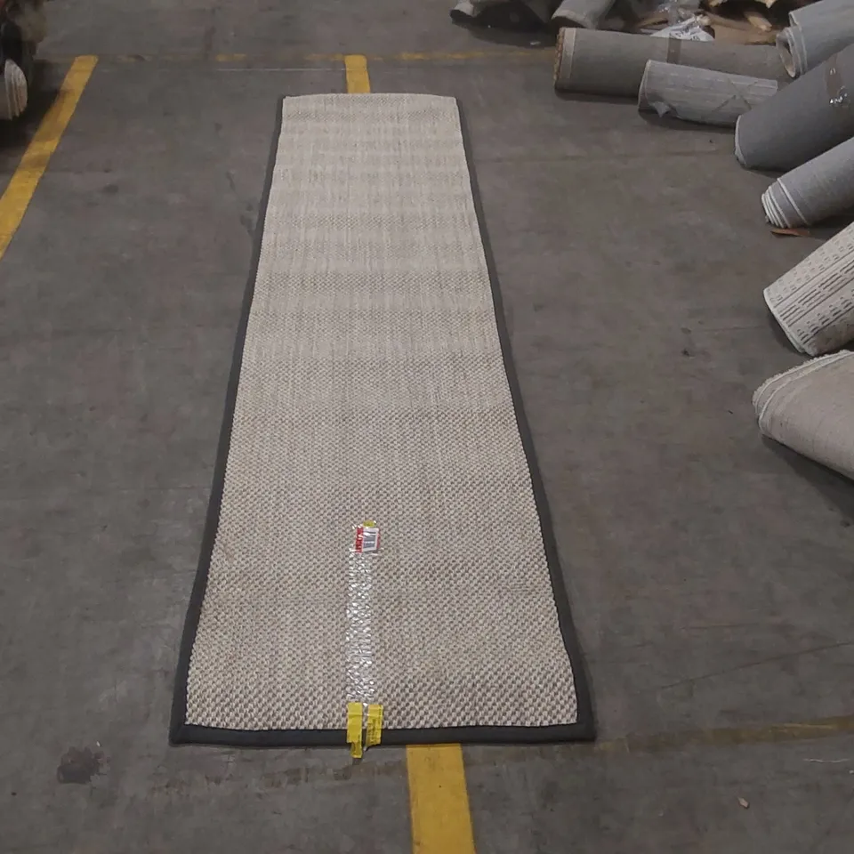 QUALITY SOLID COLOUR JUTE / SISAL AREA RUG - 61 x 305cm