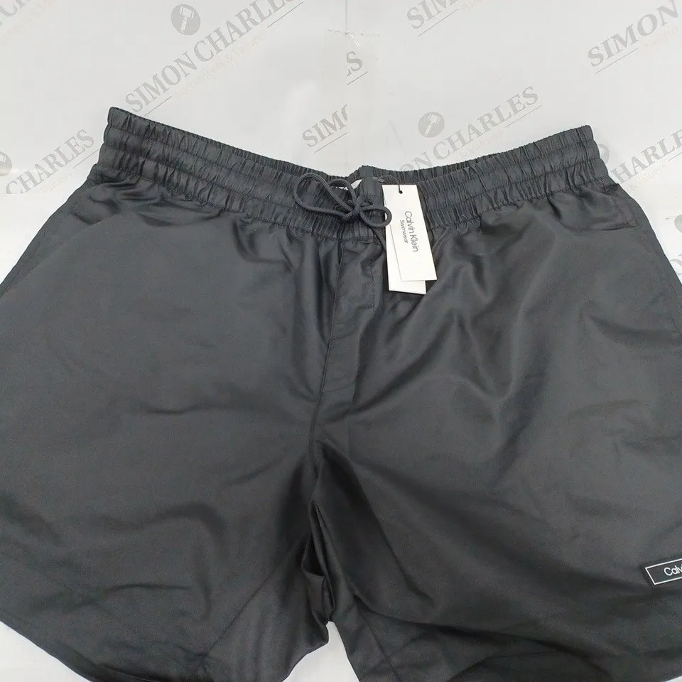 CALVIN KLEIN SWIMWEAR SHORTS IN BLACK - 3XL