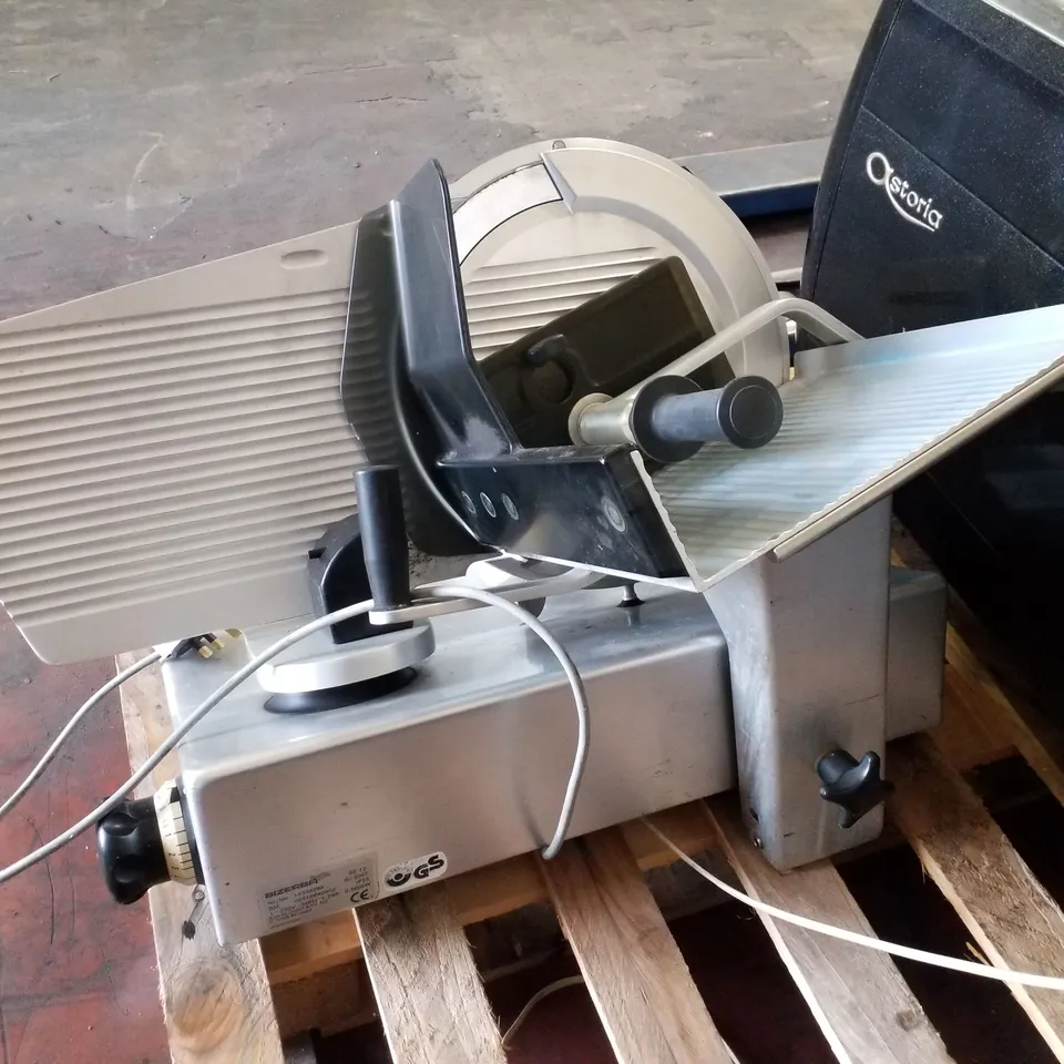 BIZERBA SE12 MEAT SLICER