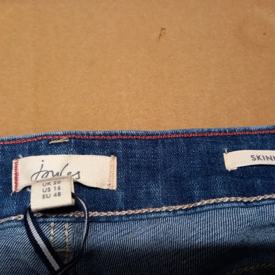 JOULES MONROE SKINNY LEG LIGHT DENIM JEANS - SIZE 20