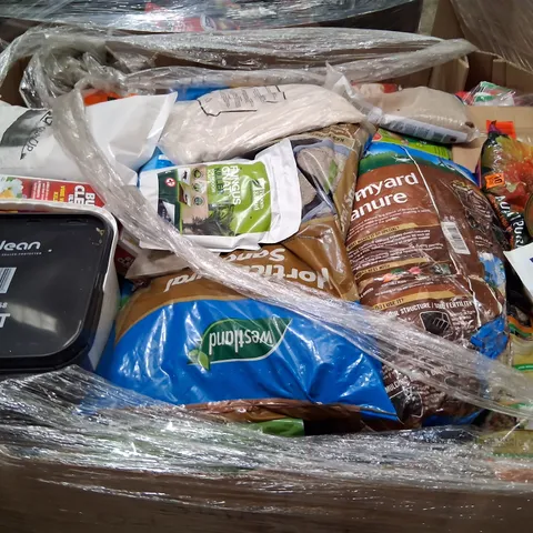 PALLET CONSISTING OF A LARGE QUANTITY OF ASSORTED GARDEN BASED PRODUCTS TO INCLUDE; BUG CLEAR ULTRA VINE WEEVIL KILLER, WESTLAND HIRTICULTURAL SAND, GLEAN PATIO GROUT AND NATURAL SAND
