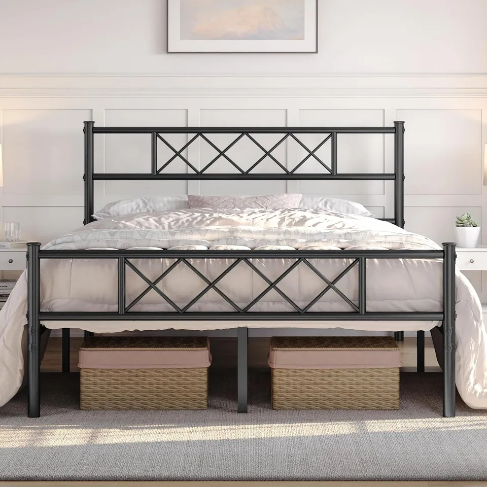 BOXED YAHEETECH BED FRAME 135×190CM - BLACK