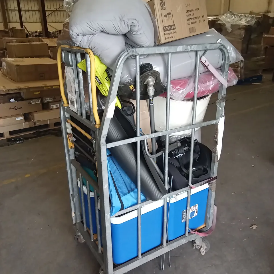CAGE OF ASSORTED HOUSEHOLD GOODS AND PRODUCTS TO INCLUDE; COOLER BOXES, BUTTER DISHES, ART CANVAS, YOGA MAT ETC