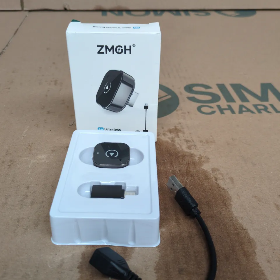 ZMGH WIRELESS CARPLAY ADAPTER
