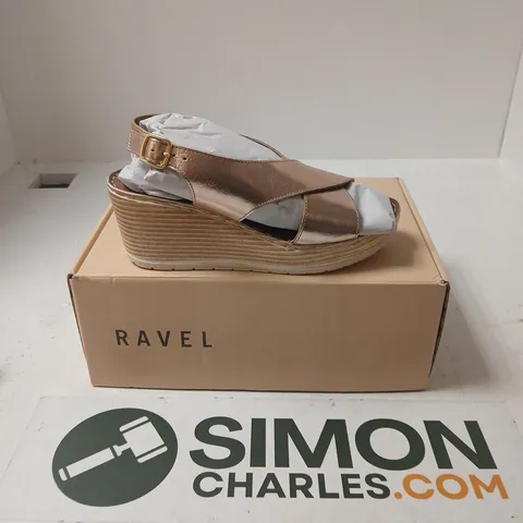 BOXED PAIR OF RAVEL BRANTON SHOES IN ROSE GOLD LEATHER - UK 4
