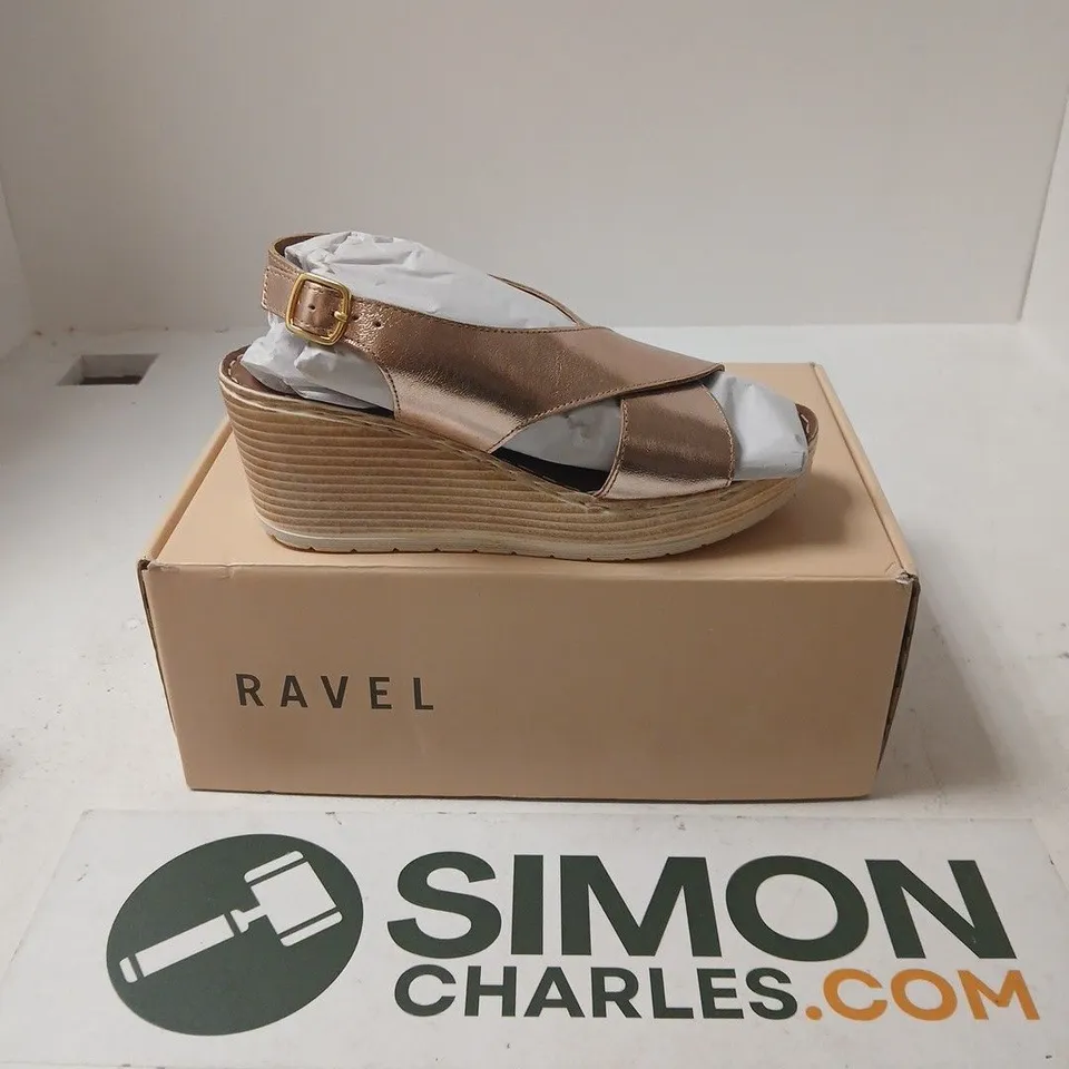 BOXED PAIR OF RAVEL BRANTON SHOES IN ROSE GOLD LEATHER - UK 4