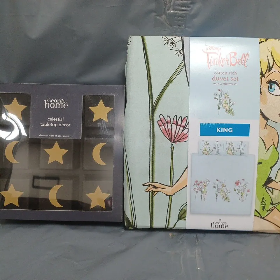 BOX OF APPROXIMATELY 15 ASSORTED HOUSEHOLD ITEMS TO INCLUDE DISNEY TINKERBELL KING DUVET SET, CELESTIAL TABLETOP DÉCOR, ETC - COLLECTION ONLY
